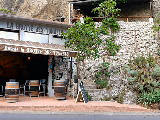 Grottes des Huguenots et des Tunnels