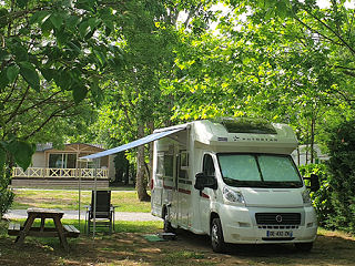 Camping l'Oasis des Garrigues ***